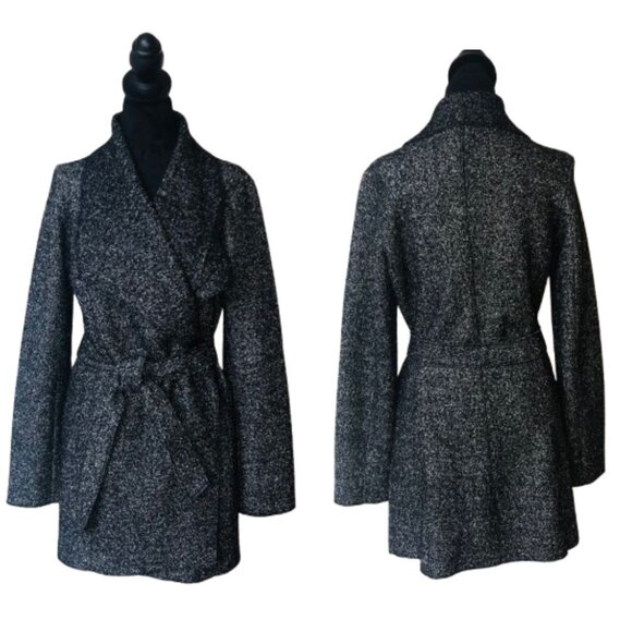 CHIC By Jacob Jackets & Blazers - Like New - CHIC By Jacob Herringbone Belted Wrap Coat Size M
